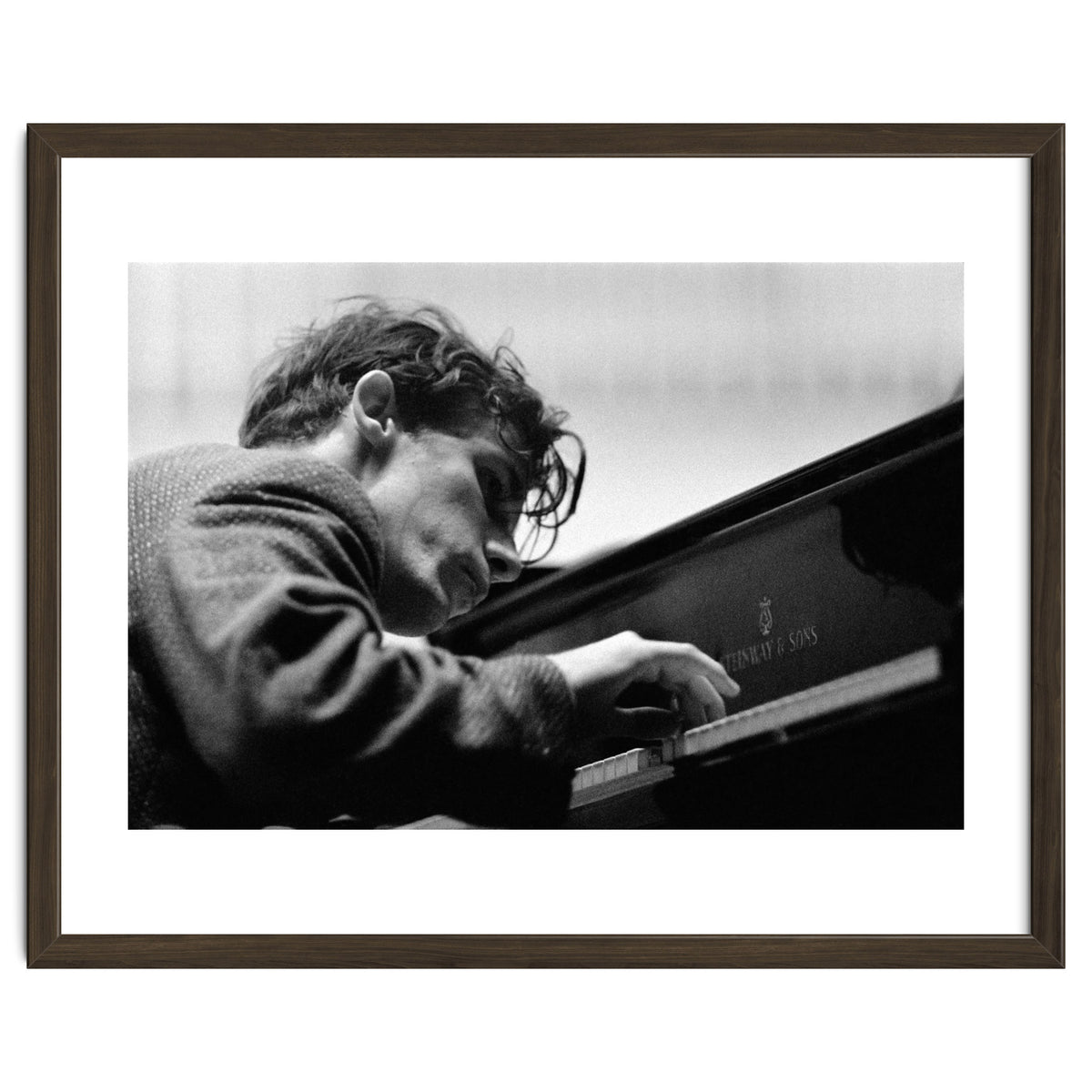 Pianist Glenn Gould with the Berlin  Philharmonic Orchestra under Herbert von Karajan. Berlin,1957.