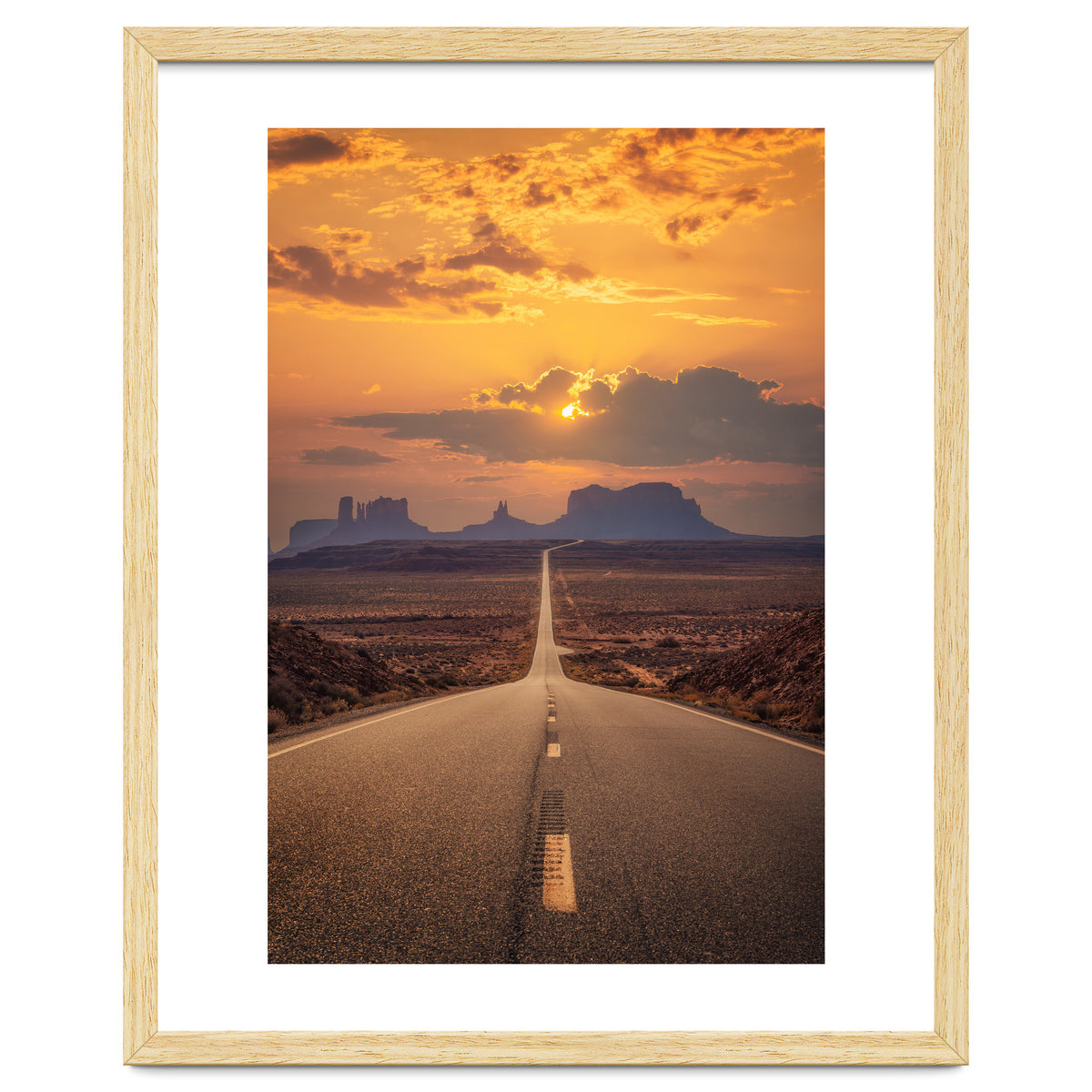 Famous Forrest Gump Road - Monument Valley