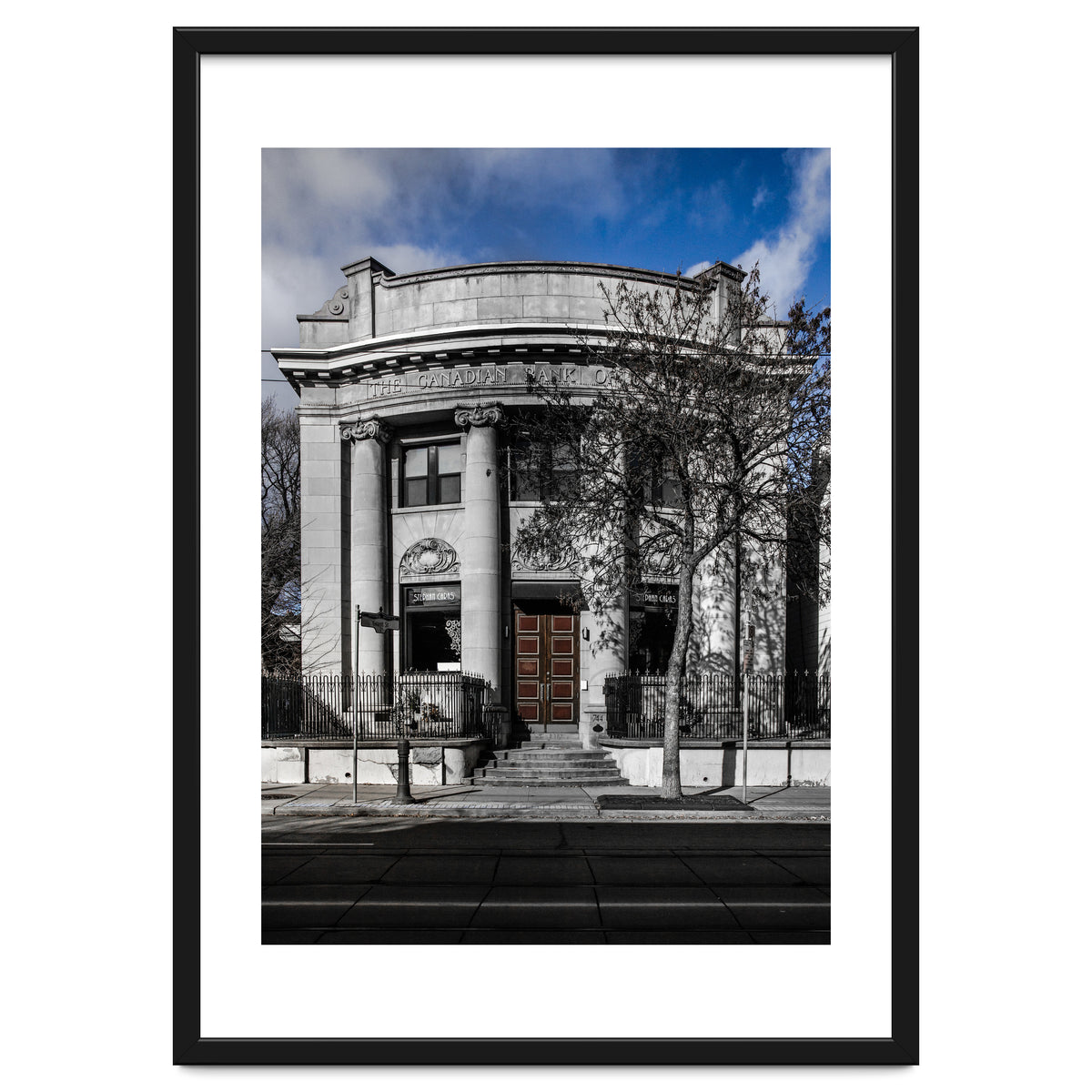 No 744 Queen St E 5 Color Version