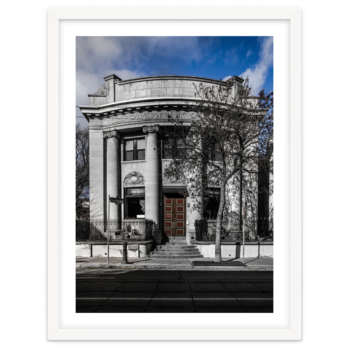 No 744 Queen St E 5 Color Version