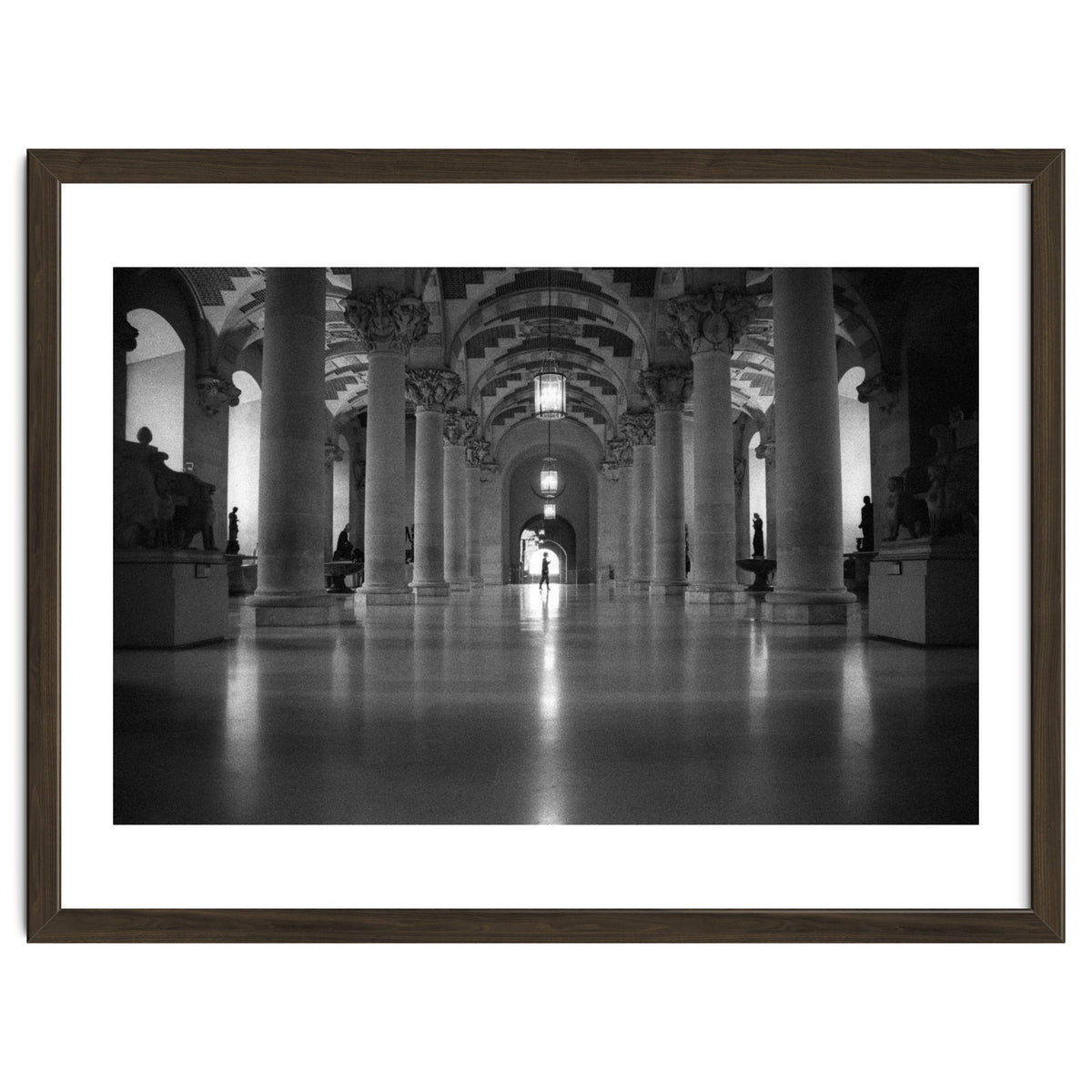 Lost inside the Louvre