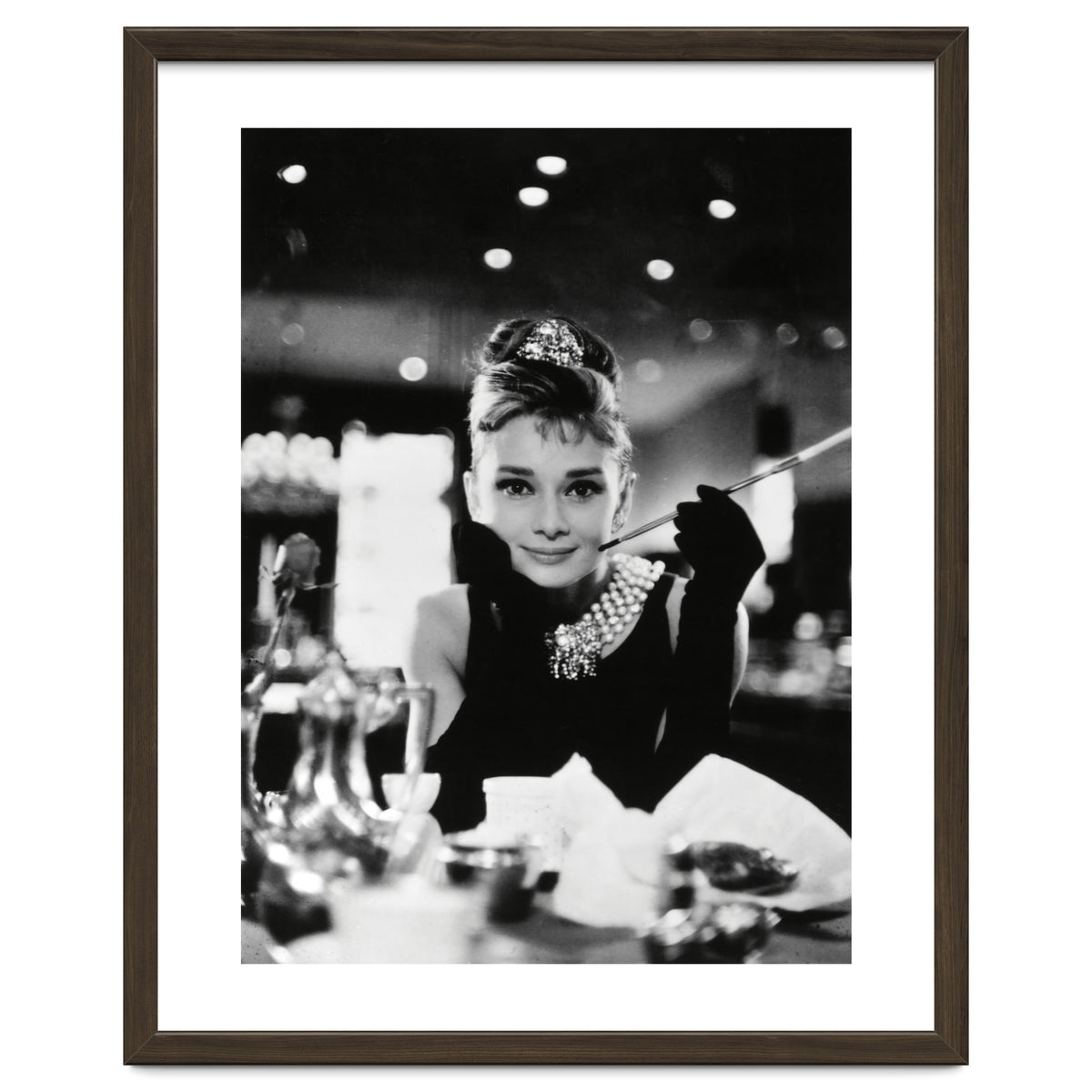 AUDREY HEPBURN in BREAKFAST AT TIFFANY'S (1961), directed by BLAKE EDWARDS.