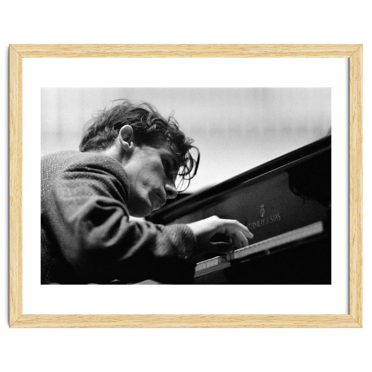 Pianist Glenn Gould with the Berlin  Philharmonic Orchestra under Herbert von Karajan. Berlin,1957.