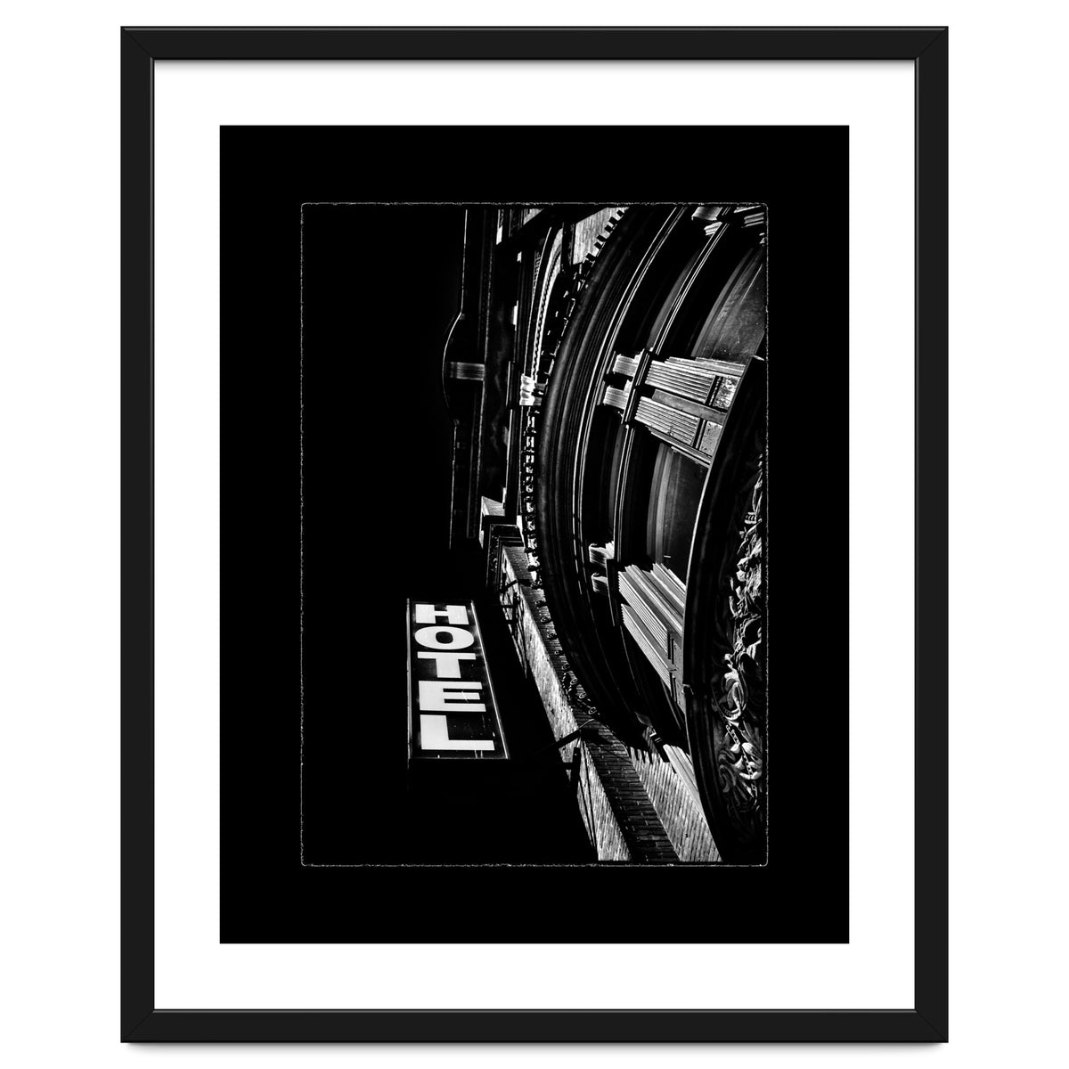 Gladstone Hotel No 2 with Border