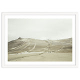 Tourists at volcano - Iceland thumbnail