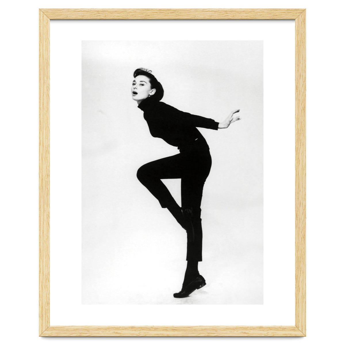 AUDREY HEPBURN in FUNNY FACE (1957), directed by STANLEY DONEN.