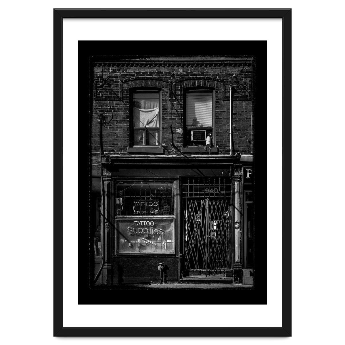 No 940 Queen St E 3 with Border