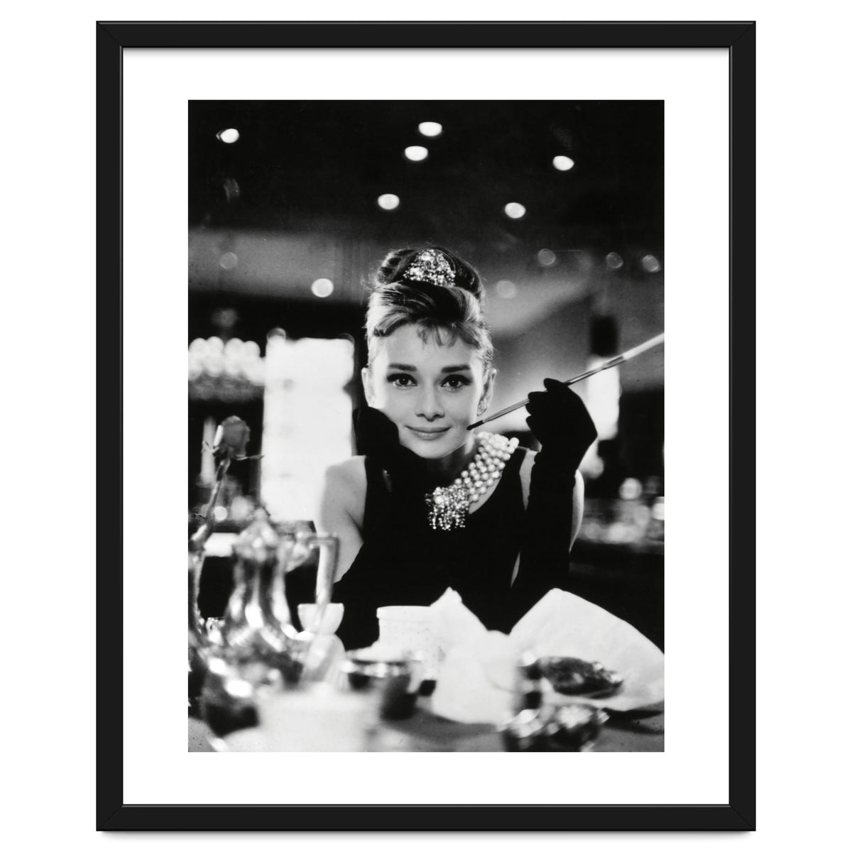 AUDREY HEPBURN in BREAKFAST AT TIFFANY'S (1961), directed by BLAKE EDWARDS.