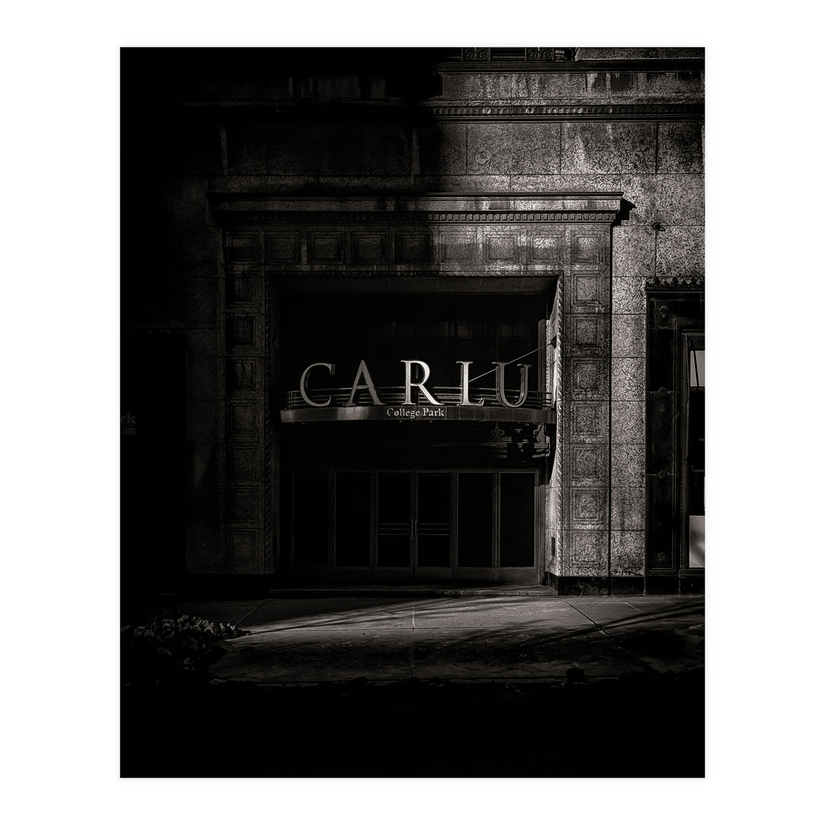 No 444 Yonge St 1 (Print Only)