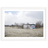 Graffiti barn in the middle of nowhere thumbnail