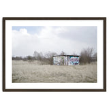 Graffiti barn in the middle of nowhere thumbnail