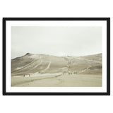 Tourists at volcano - Iceland thumbnail