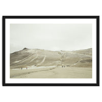 Tourists at volcano - Iceland