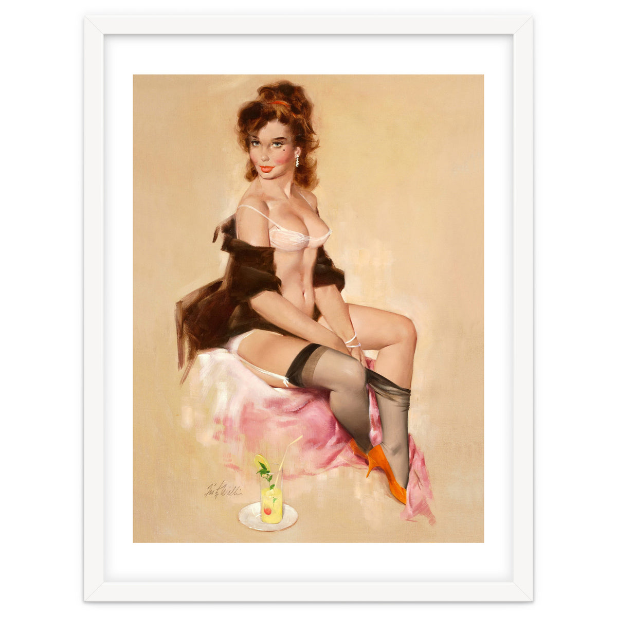 Sexy Pinup Brunette Modelling