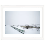 No people on a bench in the snowy winter thumbnail
