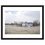 Graffiti barn in the middle of nowhere thumbnail