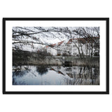 Residential house along the lake thumbnail