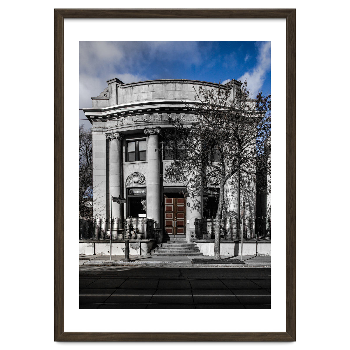 No 744 Queen St E 5 Color Version