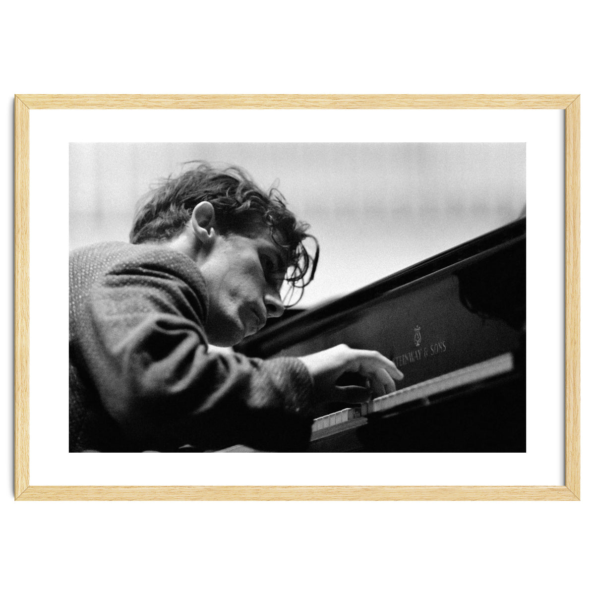 Pianist Glenn Gould with the Berlin  Philharmonic Orchestra under Herbert von Karajan. Berlin,1957.