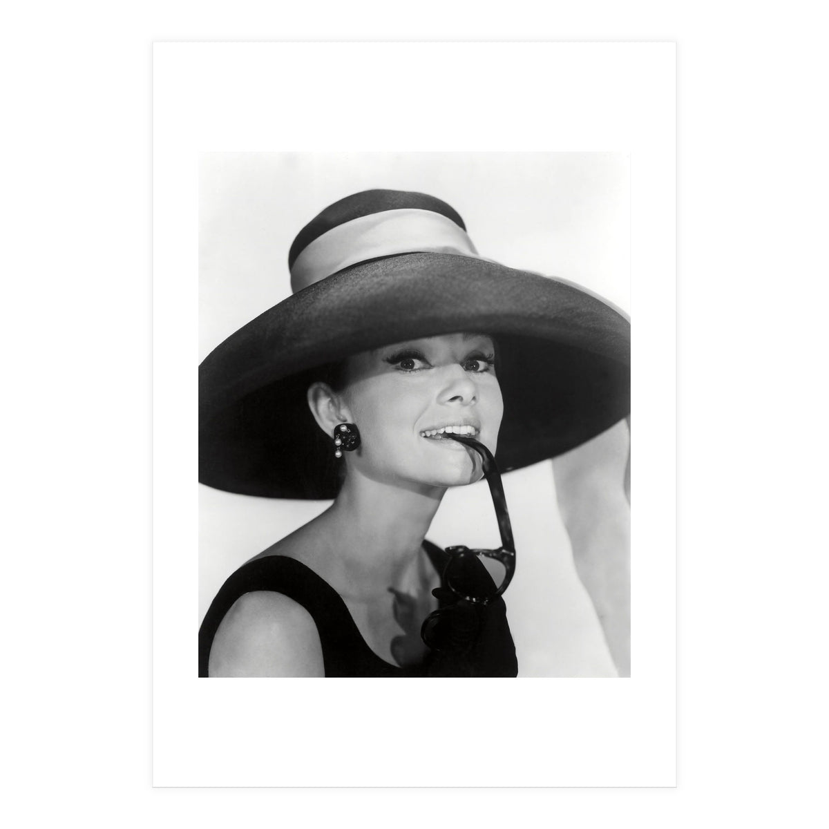 AUDREY HEPBURN in BREAKFAST AT TIFFANY'S (1961), directed by BLAKE EDWARDS. (Print Only)
