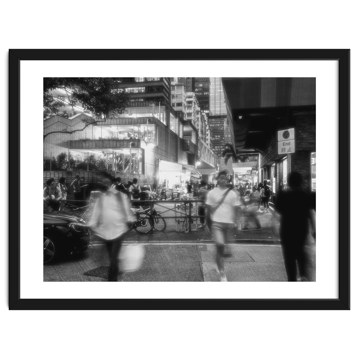 Street Photography - Night in Hong Kong