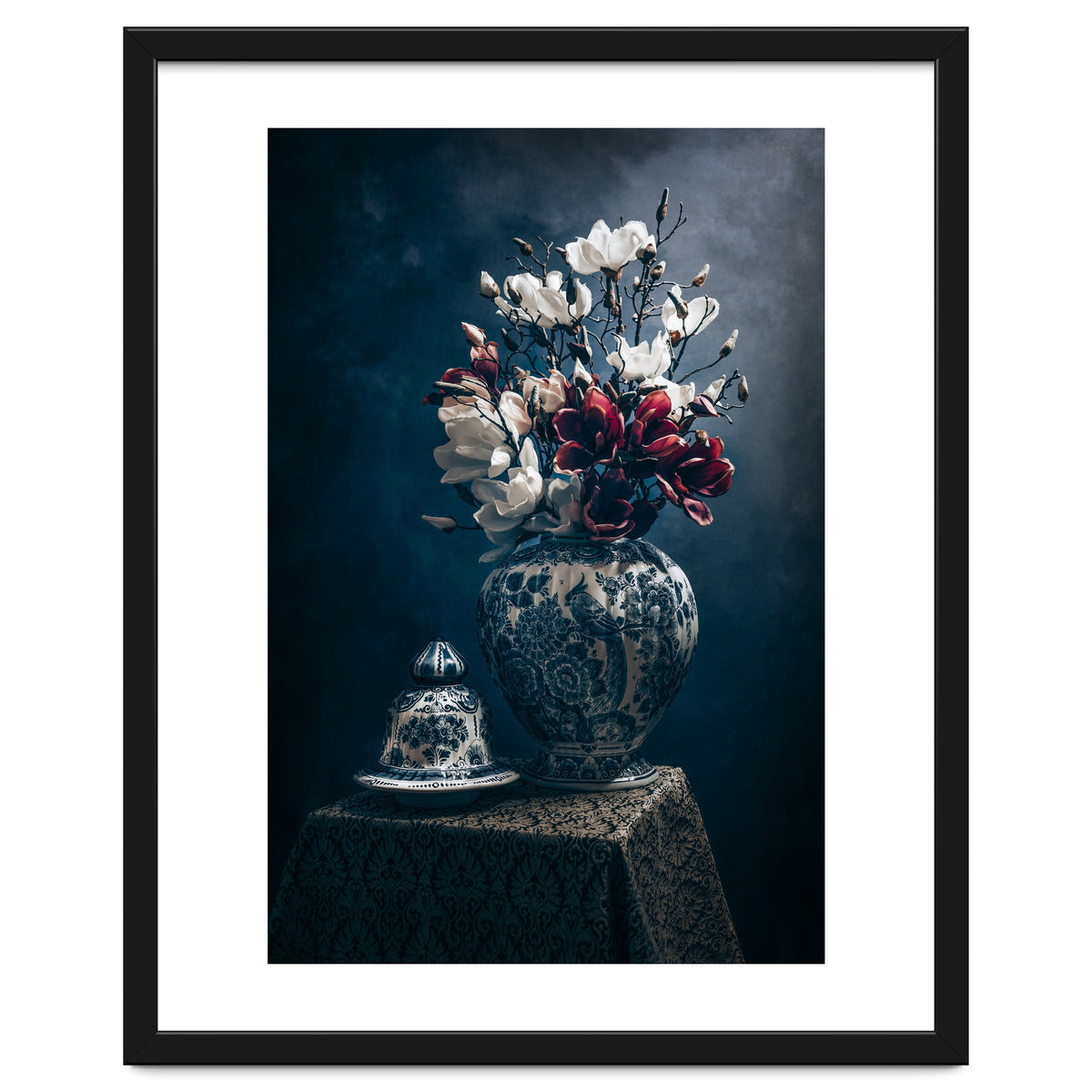 Magnolia Stillife