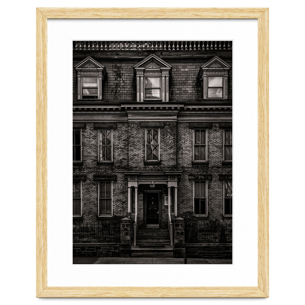 No 73 Simcoe St Toronto Canada