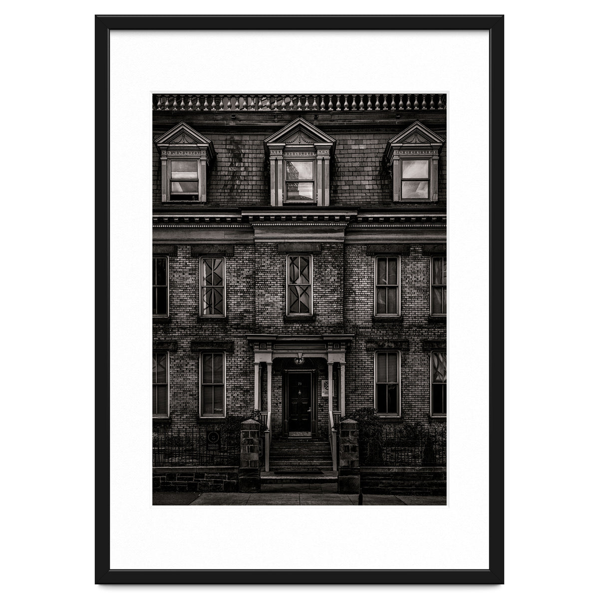 No 73 Simcoe St Toronto Canada