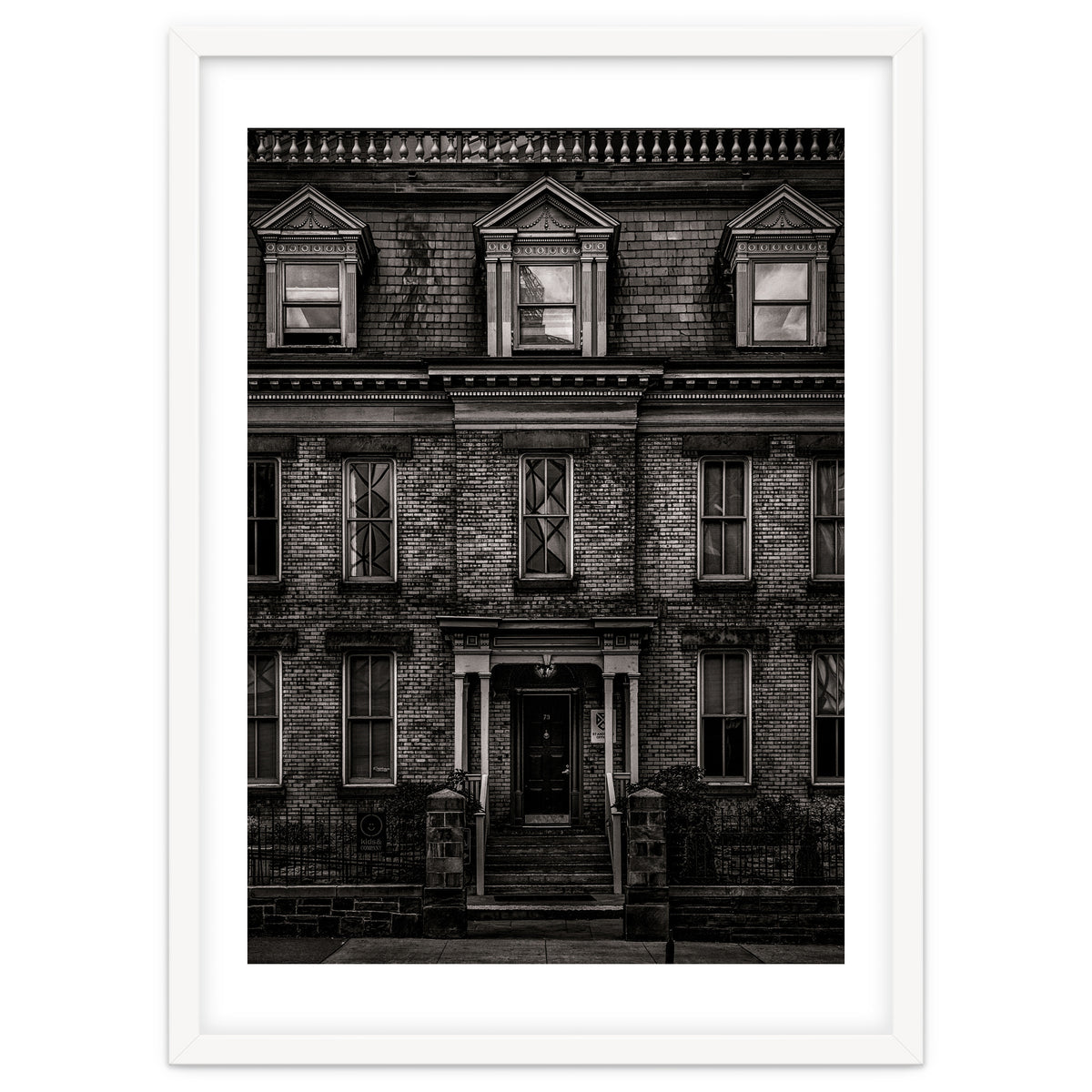 No 73 Simcoe St Toronto Canada