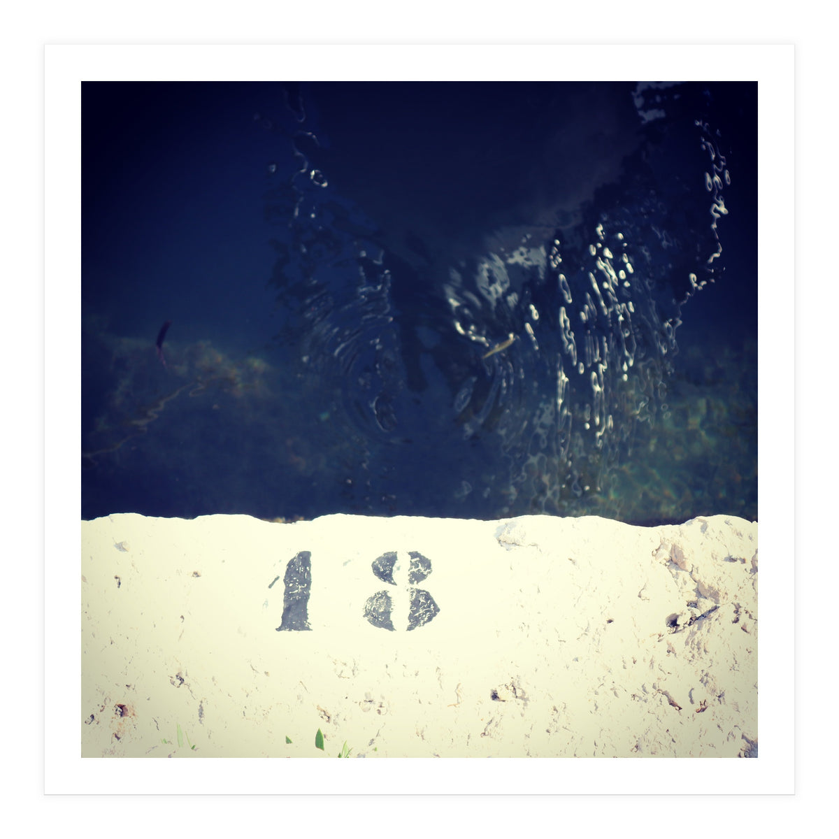 Mooring wall (Print Only)