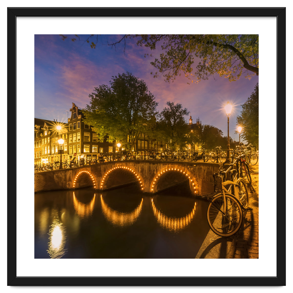 AMSTERDAM Idyllic nightscape from Keizersgracht