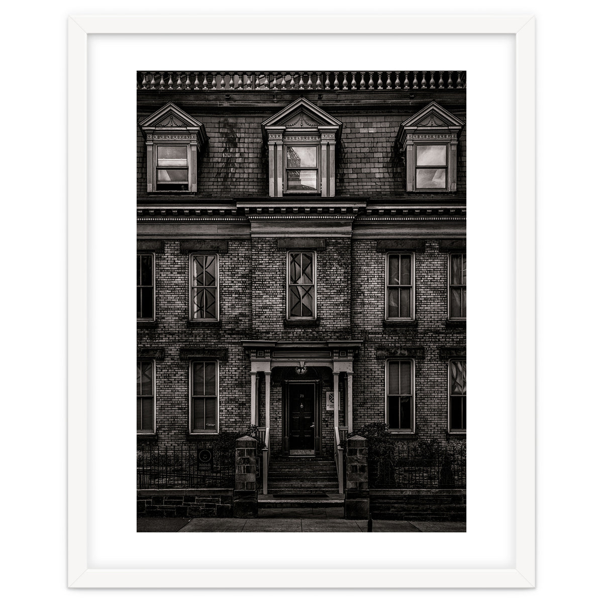 No 73 Simcoe St Toronto Canada