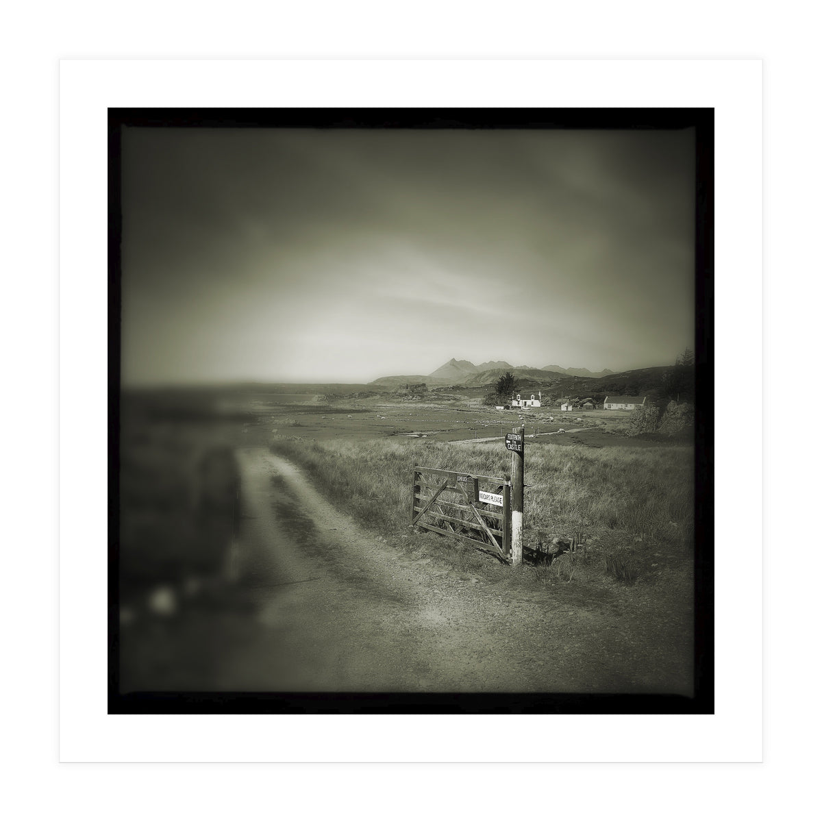 Dunscaith Castle 4 (Print Only)