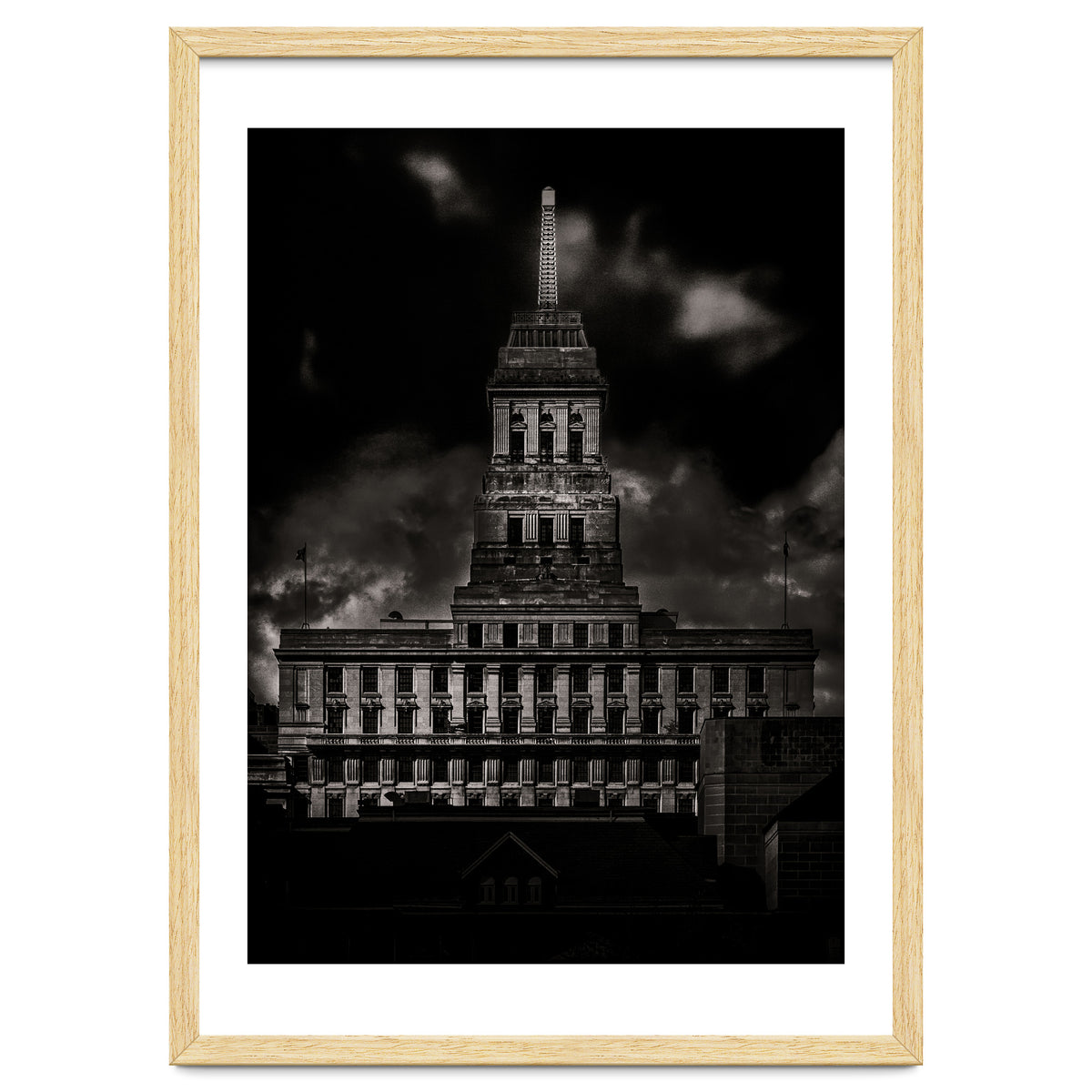 No 330 University Ave Toronto Canada 3