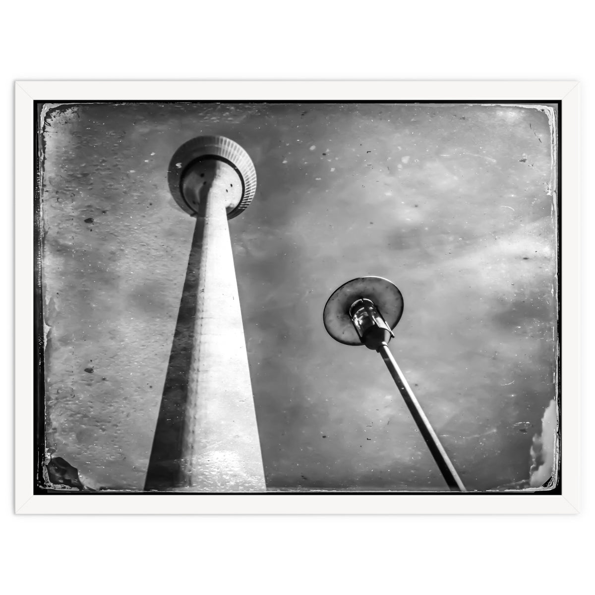 The tower and the lamp