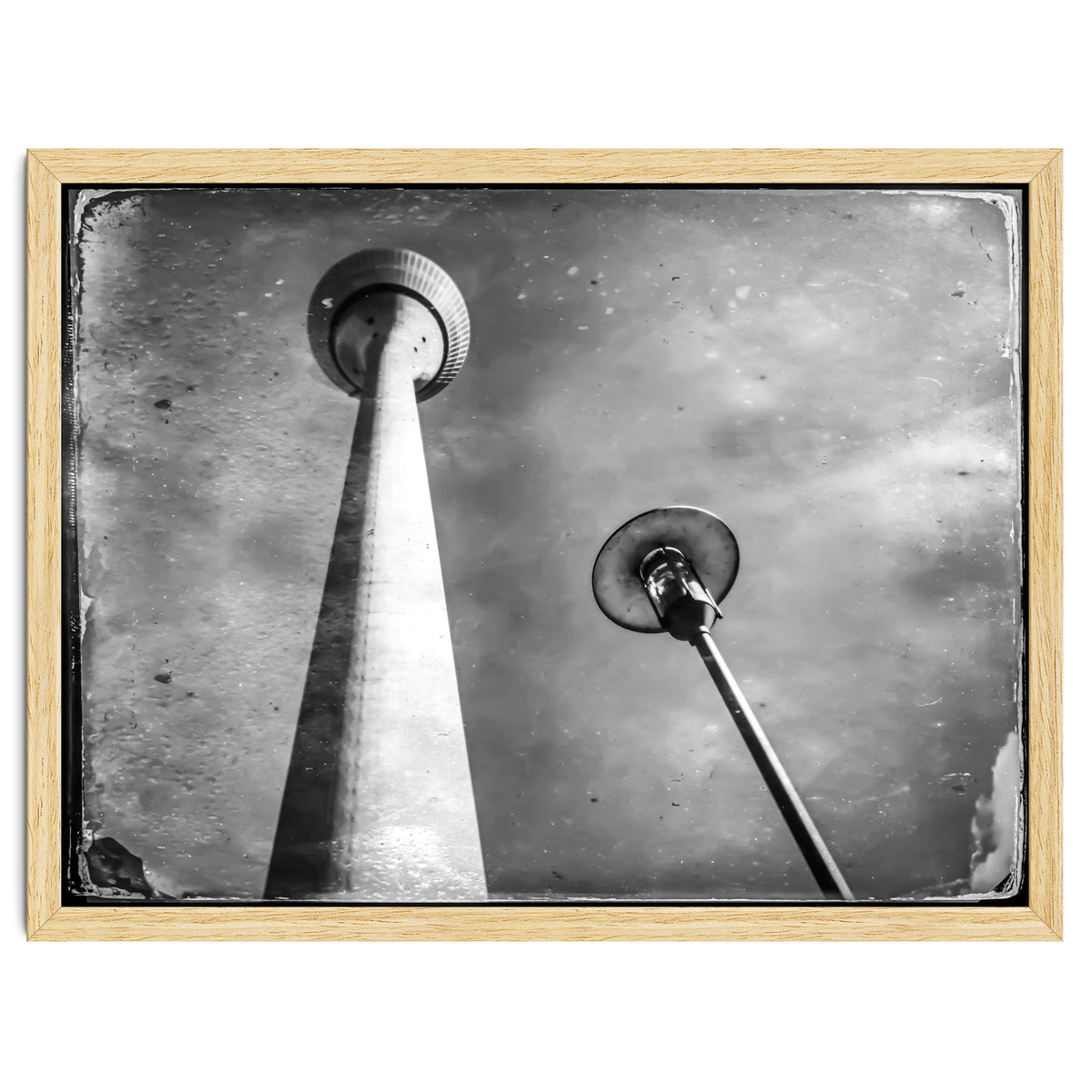 The tower and the lamp