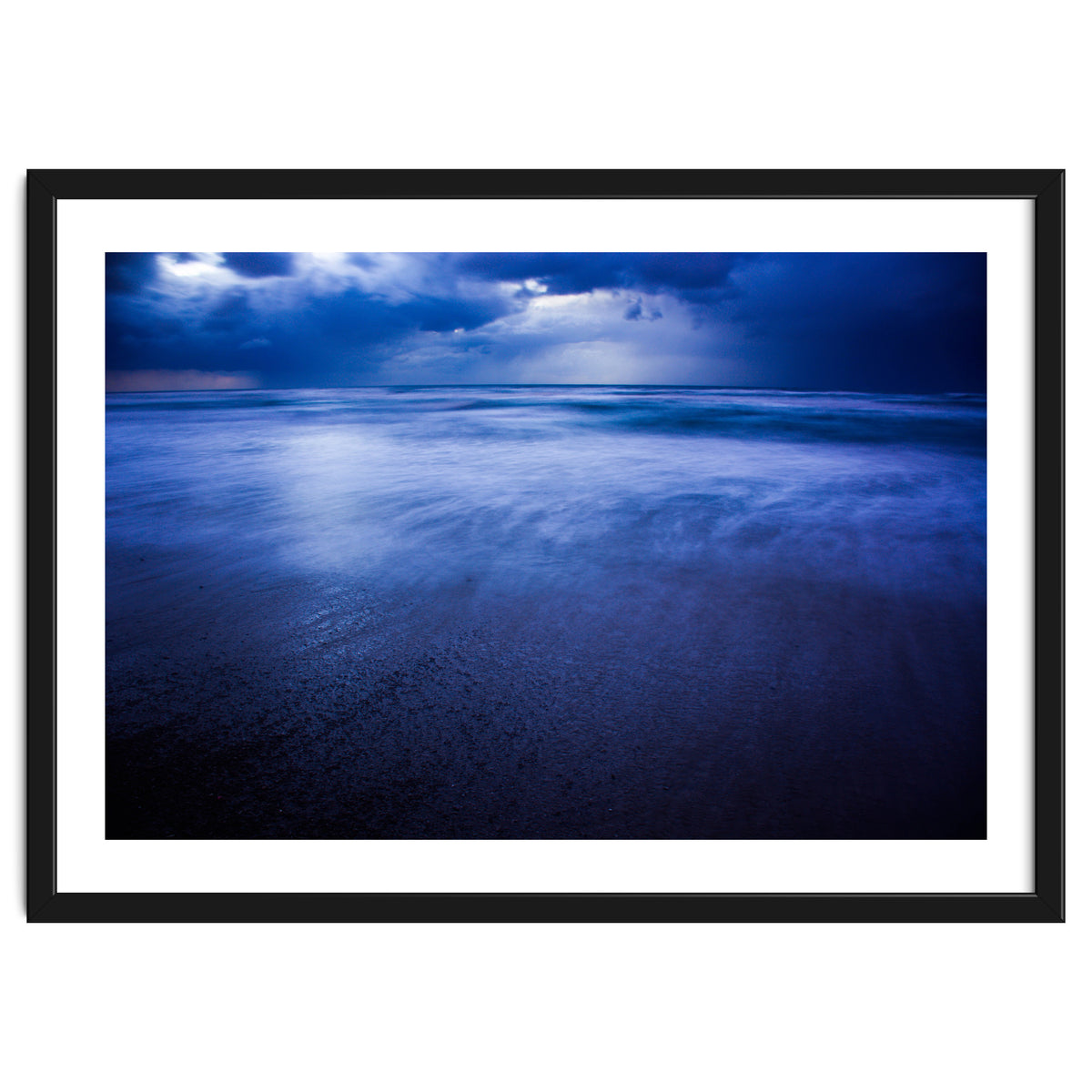 Winter storm over Sidni Ali beach II