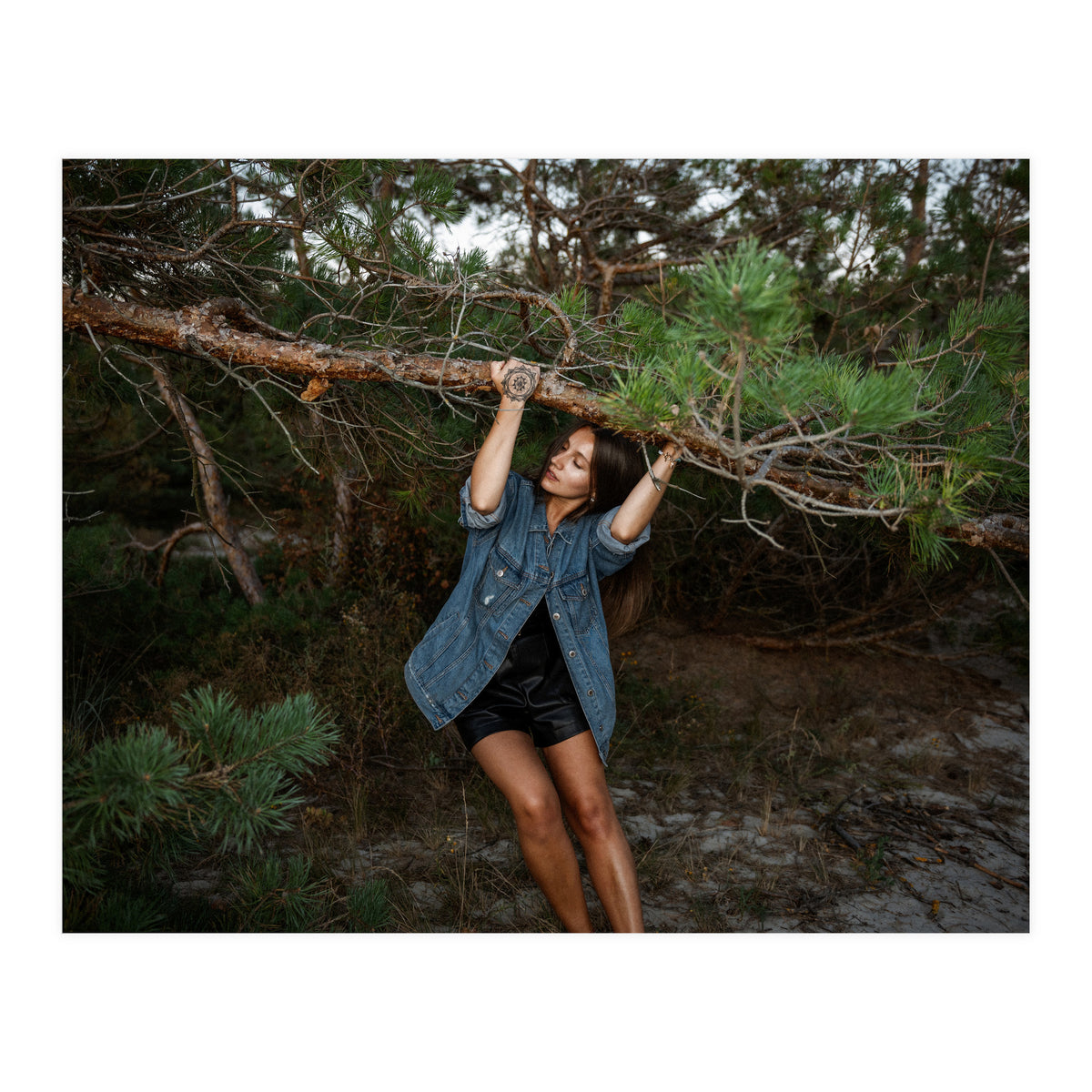 Hanging Out (Print Only)