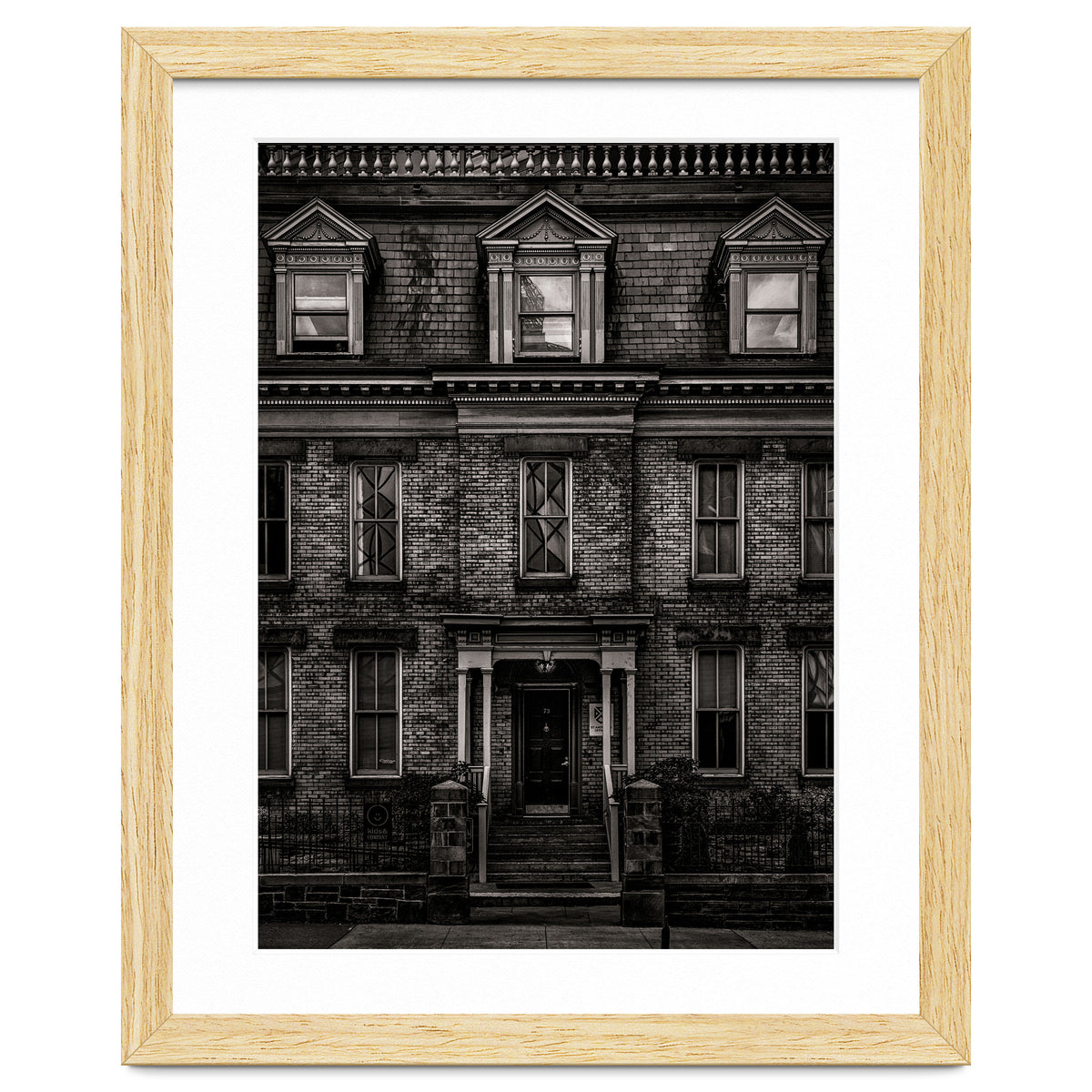 No 73 Simcoe St Toronto Canada