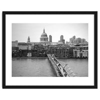 London St Pauls And Millennium Bridge
