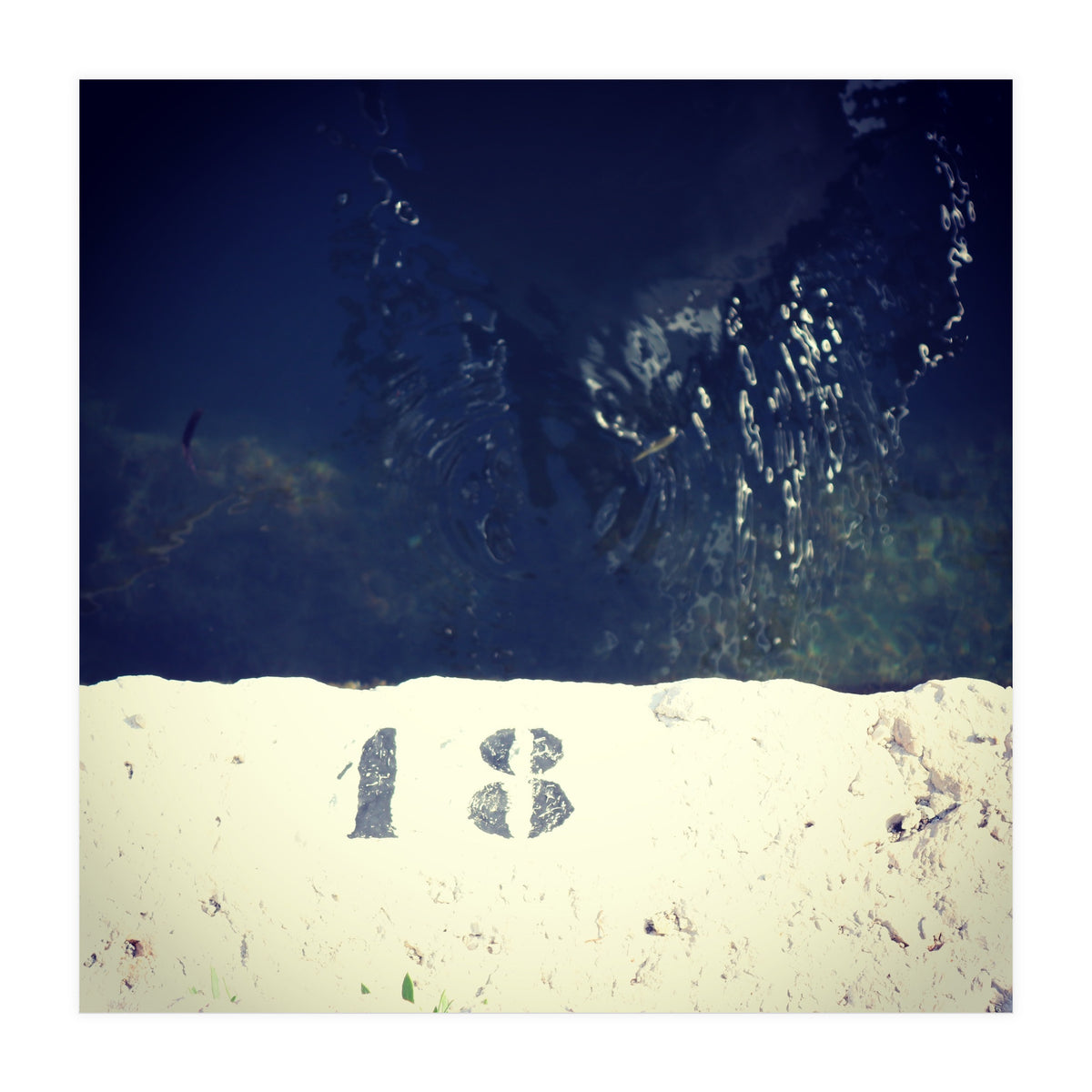 Mooring wall (Print Only)