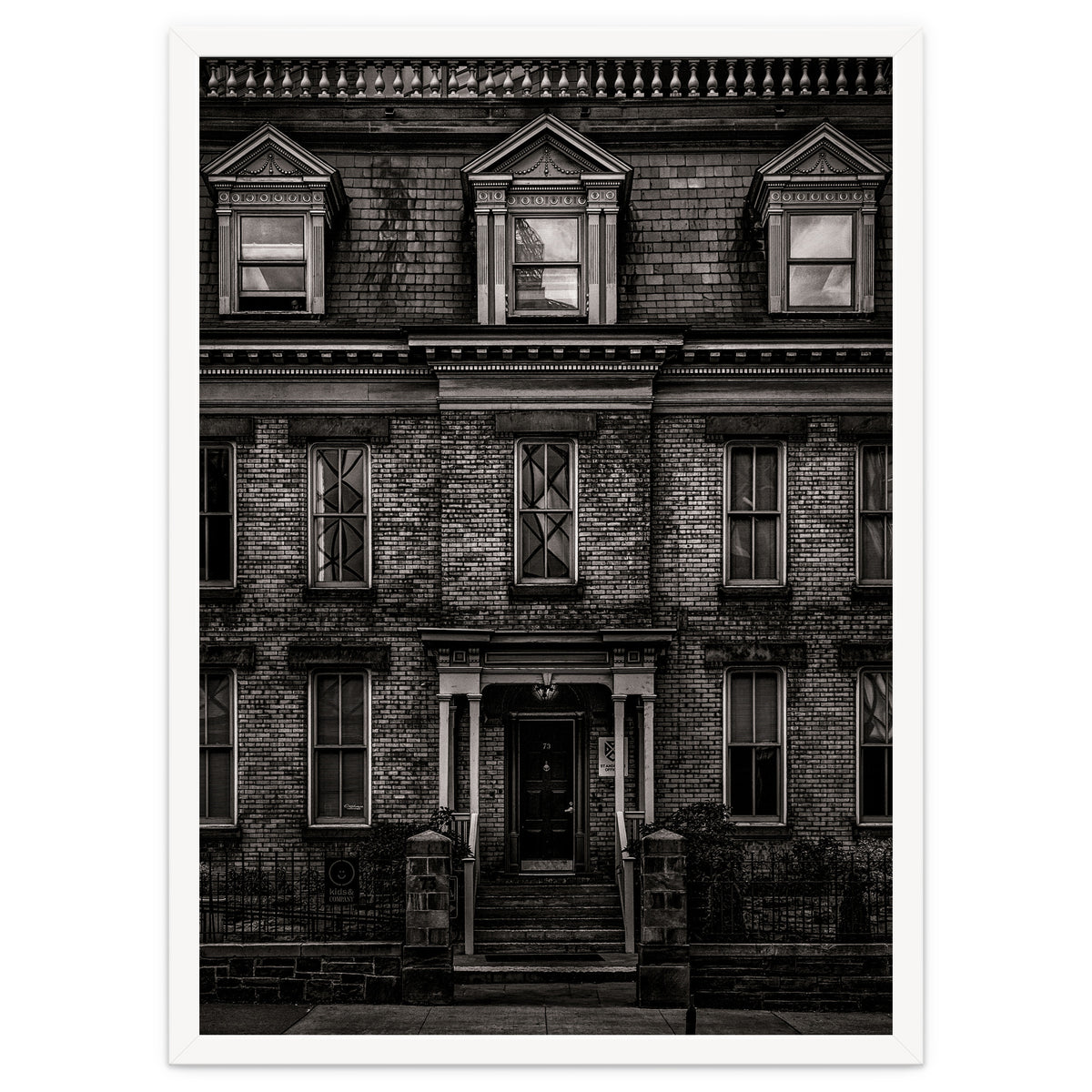 No 73 Simcoe St Toronto Canada