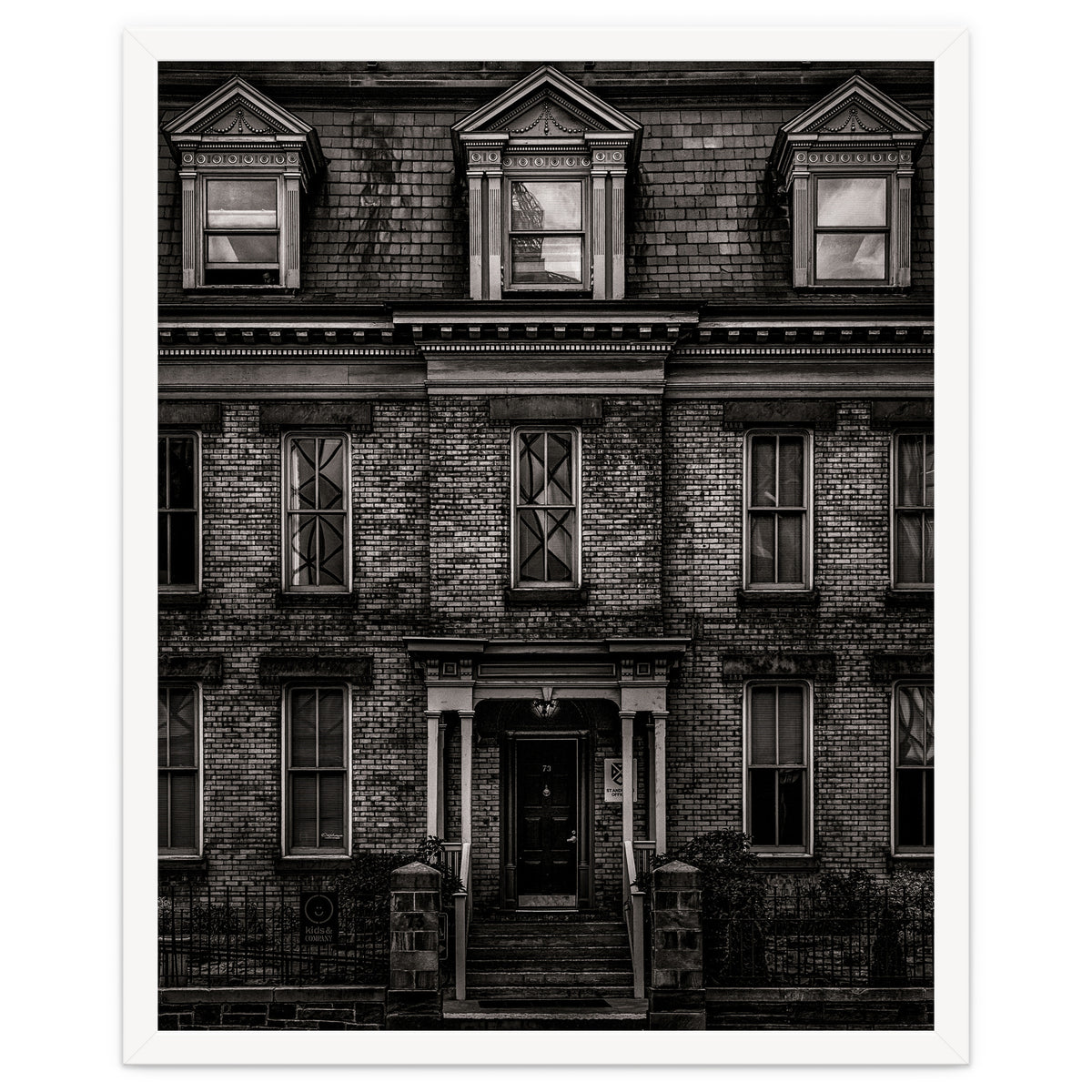 No 73 Simcoe St Toronto Canada