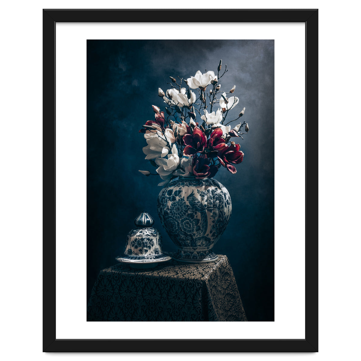 Magnolia Stillife