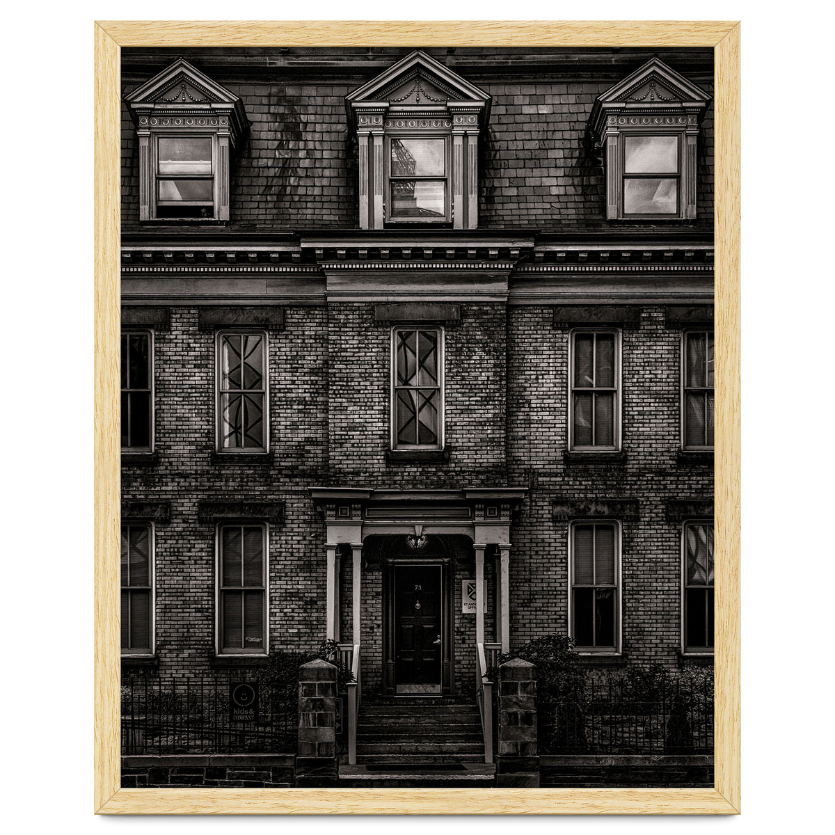 No 73 Simcoe St Toronto Canada