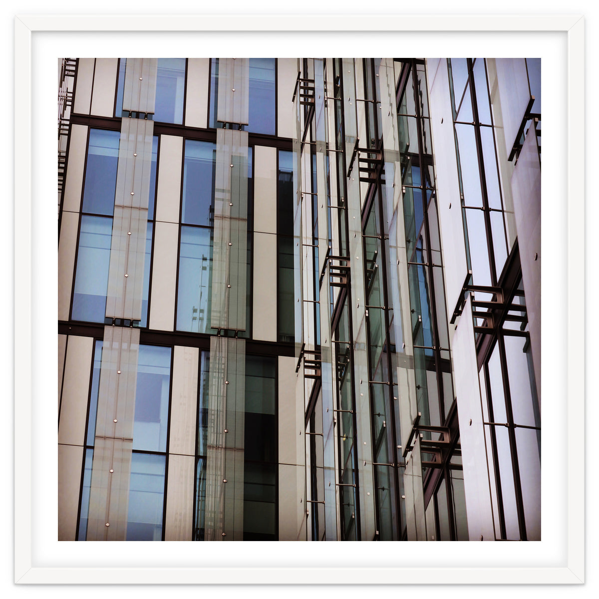 6 C28 F47 D 98 Ee 47 E4 8 B18 Ece357 E88758