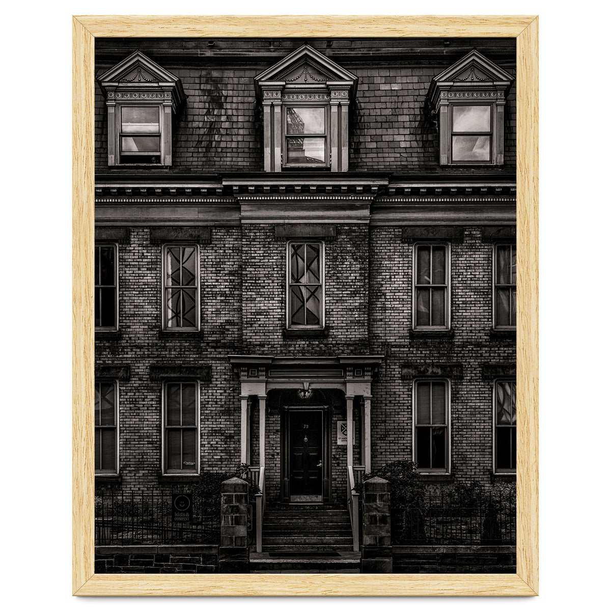 No 73 Simcoe St Toronto Canada