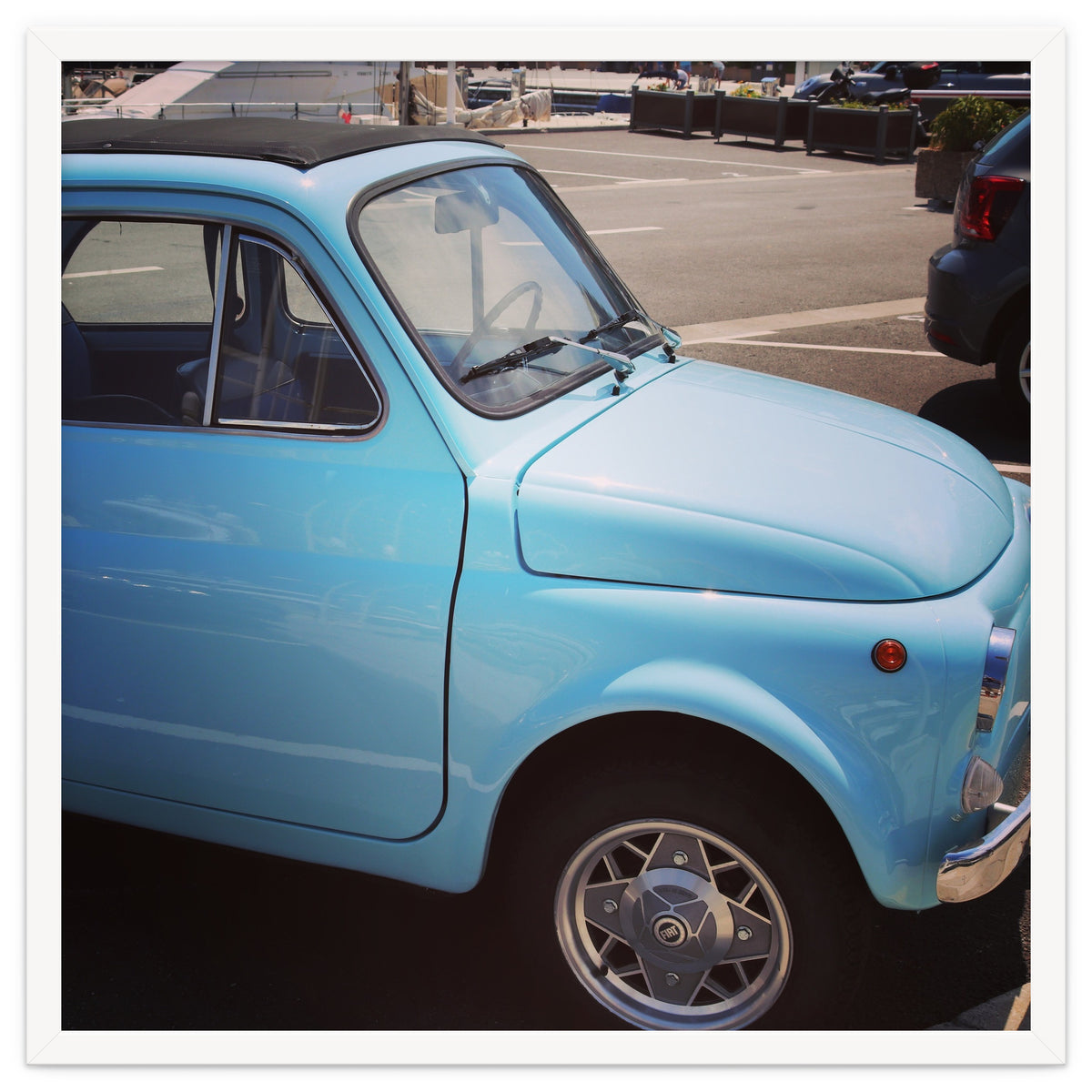 Pale blue Fiat 500