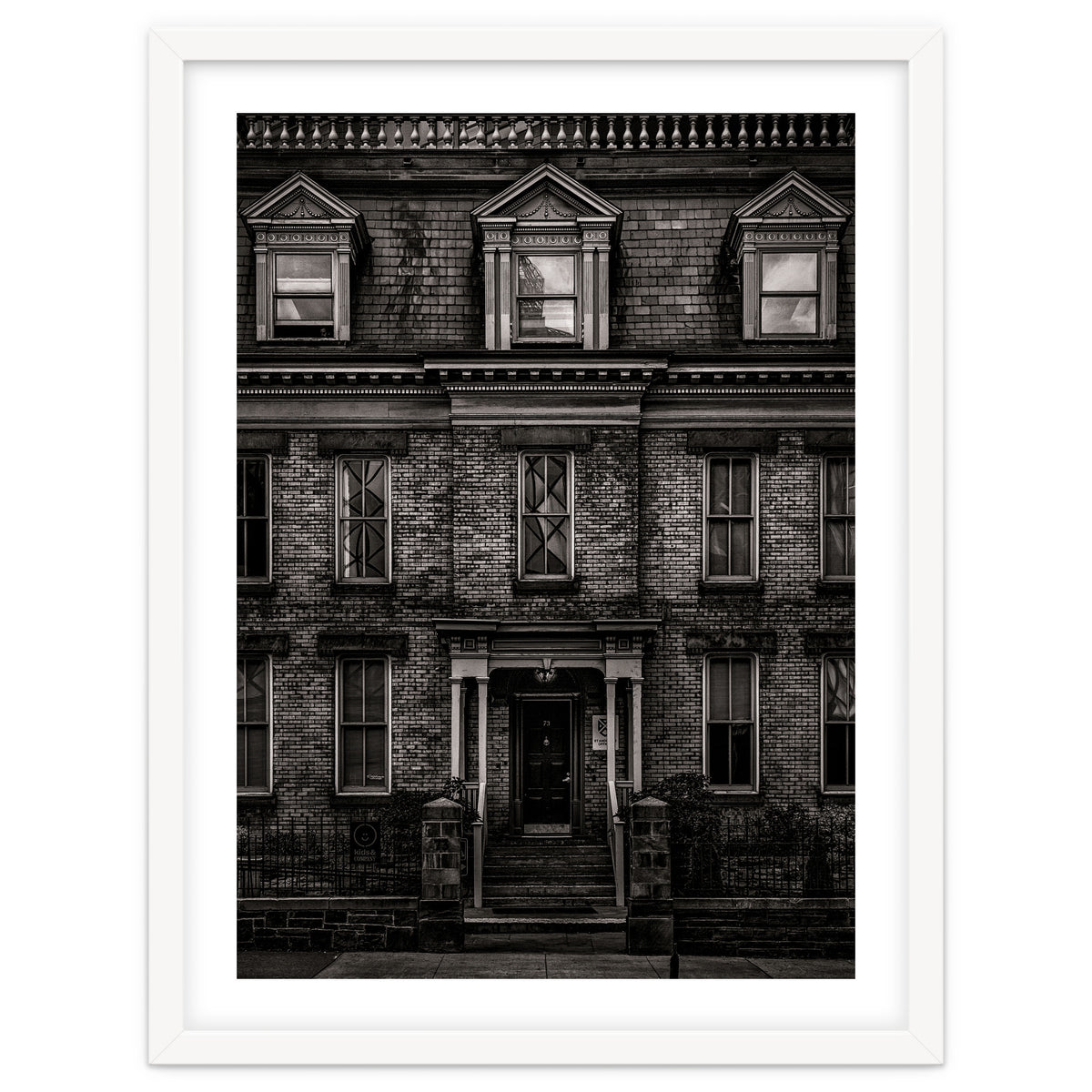 No 73 Simcoe St Toronto Canada