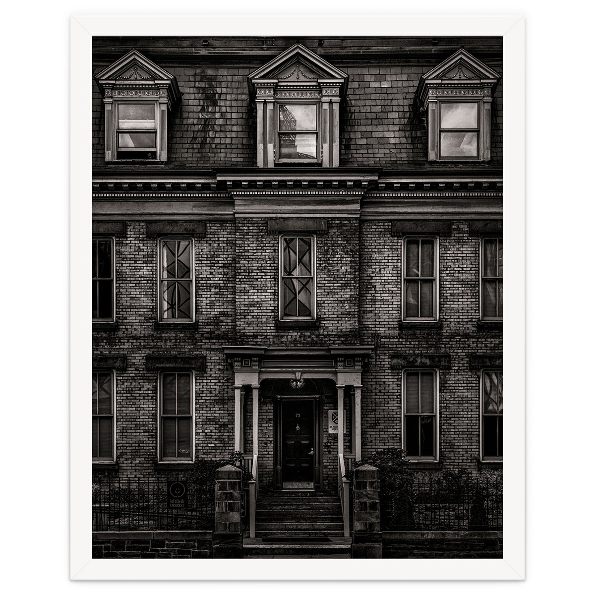 No 73 Simcoe St Toronto Canada